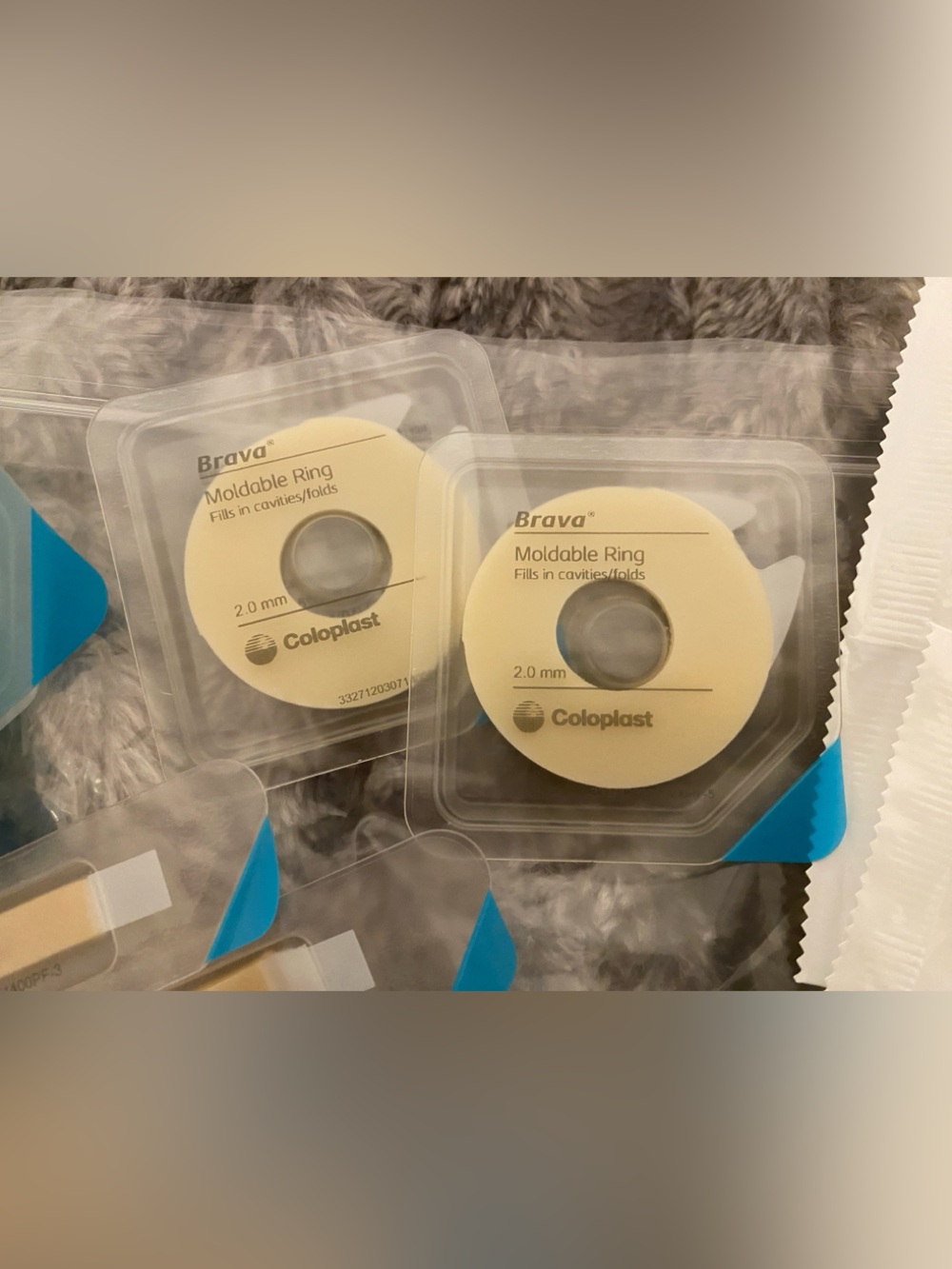 Ostomy Accessory Sample Set - Picture 4 of 8
